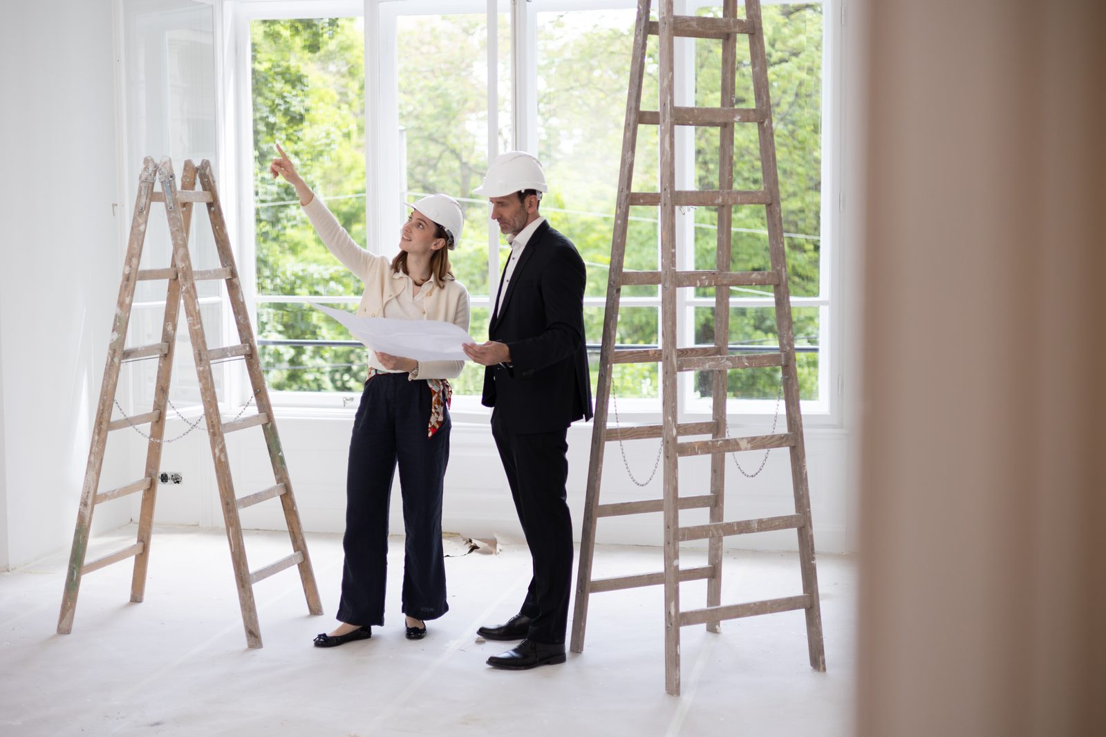 Objektbegehung in einer Wiener Liegenschaft durch das Asset-Management-Team von Kuhn Immobilien
